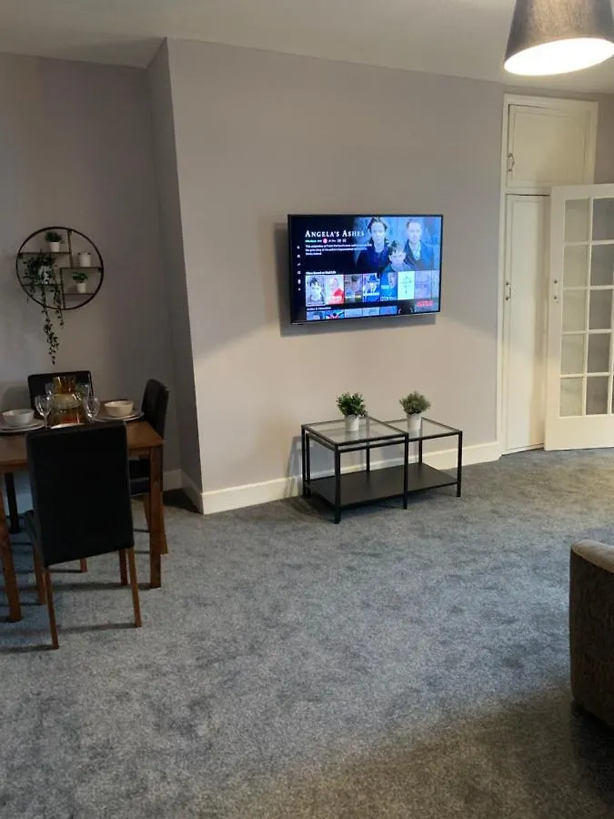 Heaton-Beautiful 3 Double Bedrooms Sleeps 6 Free Parking And Wifi Newcastle Upon Tyne