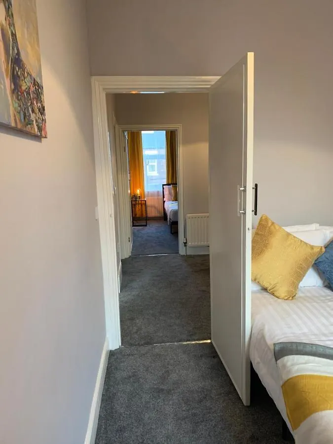 Heaton-Beautiful 3 Double Bedrooms Sleeps 6 Free Parking And Wifi Newcastle upon Tyne United Kingdom